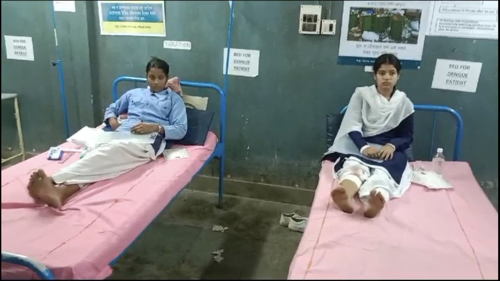 Two student injured in accident in ashokanagar gnr 