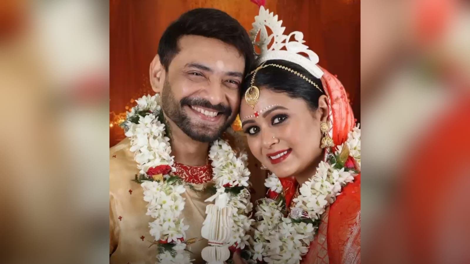 ঋতাভরীর সঙ্গে জুটি বেঁধেও কেন কোথাও নেই ঈশান? ধোঁয়াশা মৈনাক ভৌমিকের 'বাৎসরিক' ঘিরে 