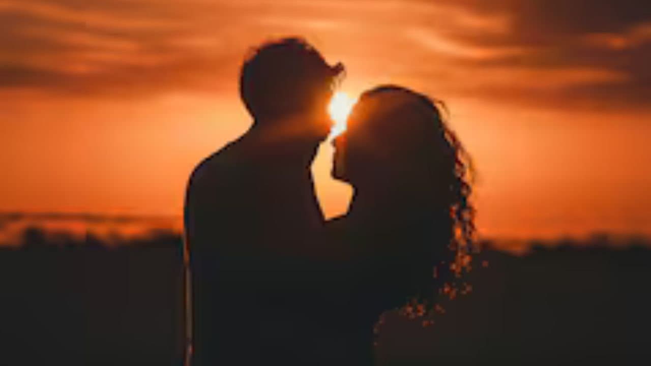 Relationship coach says dont live with your parents for the first 5 years of marriage