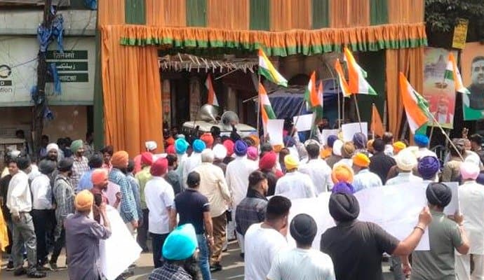 protest at Muralidhar Sen Lane