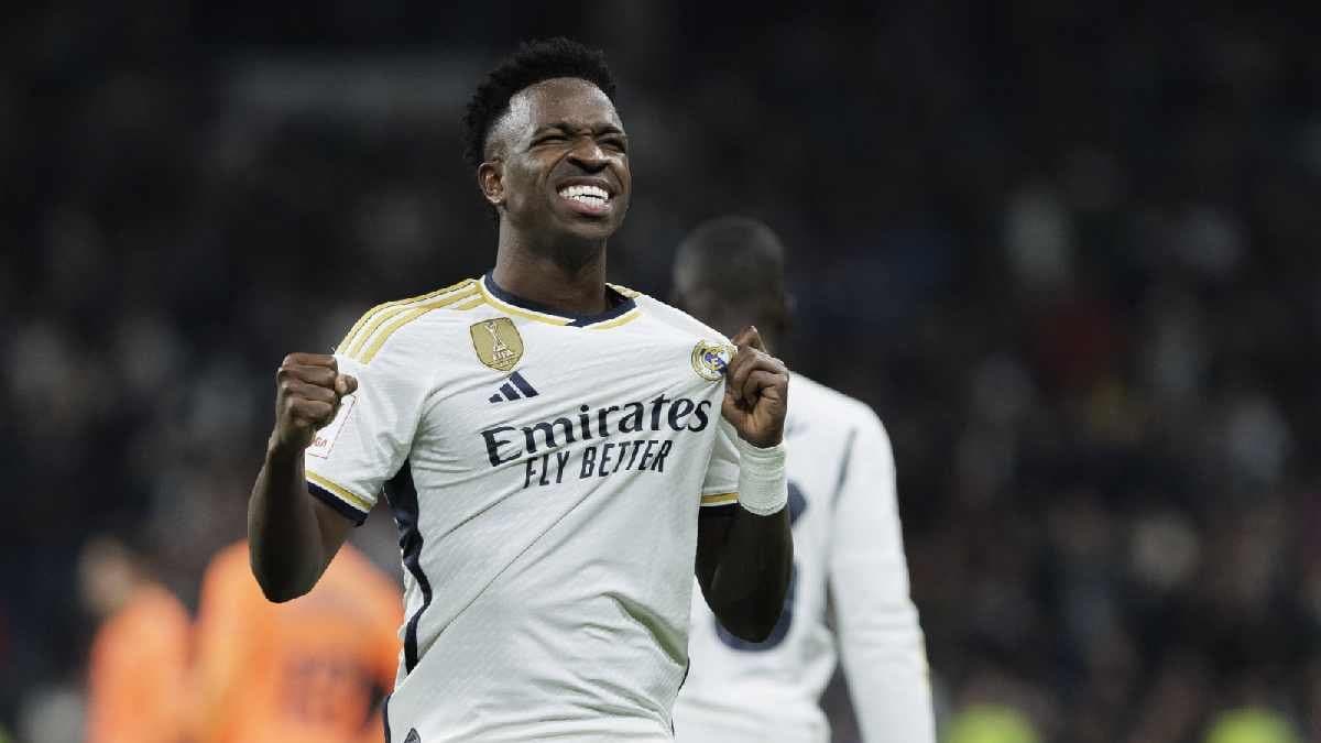 vinicius jr commits future to real madrid after netting 100th goal in salzburg win spt