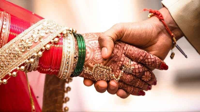 Newlywed Bride Cheats Man Of Lakhs In Bihar, Has Another Husband In Bengal gnr