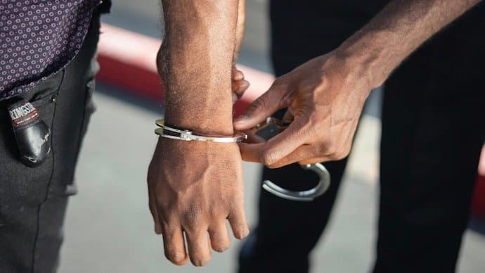 Uttar Pradesh man forced to sell 3 year old son to pay hospital fee, 5 arrested gnr 