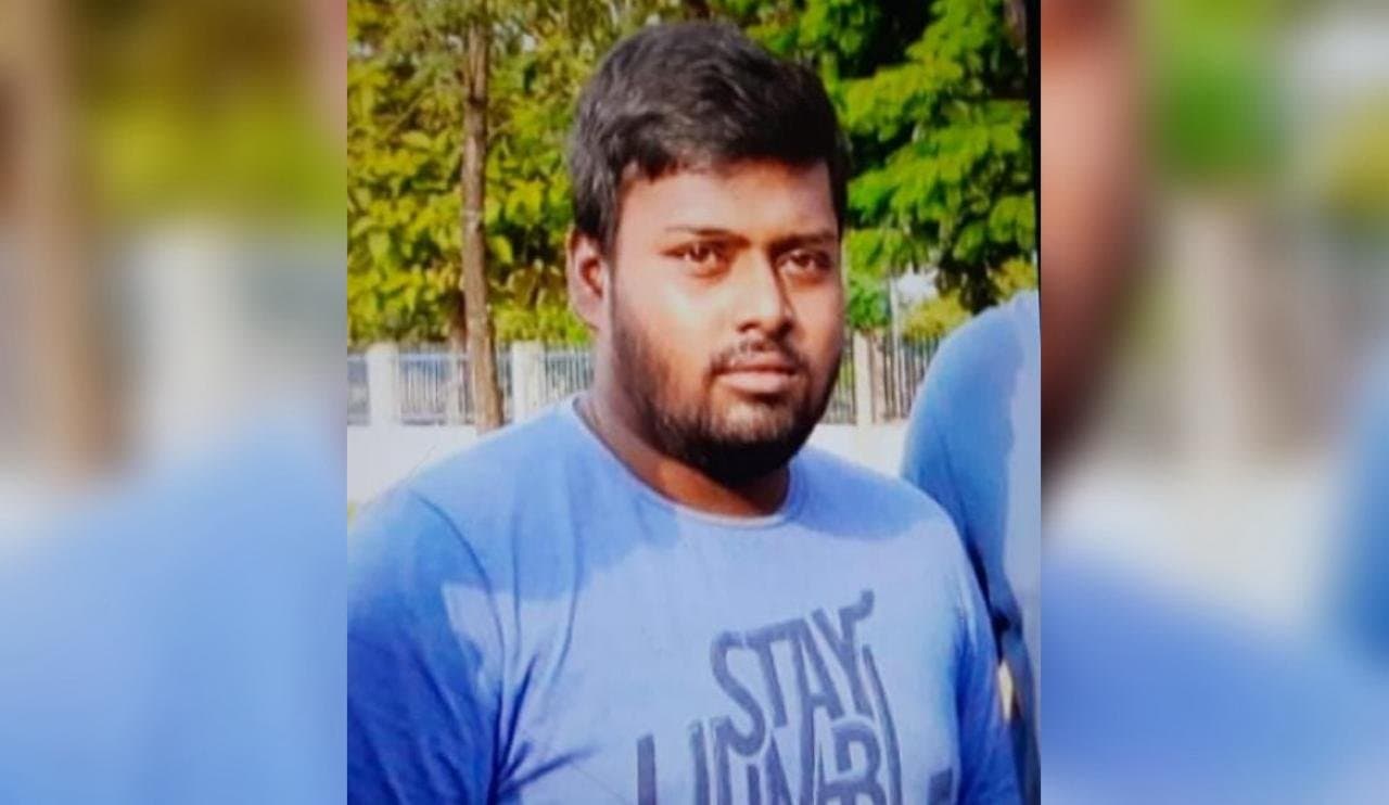 Death: পিচ কিউরেটরের অস্বাভাবিক মৃত্যু ঘিরে উত্তেজনা 