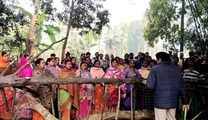 Tripura: ত্রিপুরায় ভোটের আগে 'বিদেশি হটাও' ধ্বনি তুলে ভাঙচুর, অবরোধ, উত্তেজনা 