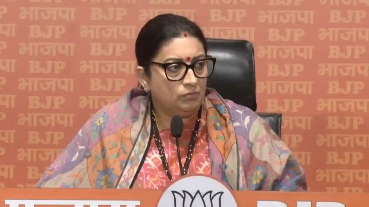 Smriti Irani: সন্দেশখালির মহিলাদের পাশে দাঁড়িয়ে তৃণমূলকে আক্রমণ স্মৃতি ইরানির