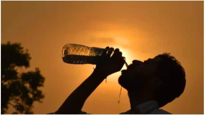 Heatwave: তাপপ্রবাহের লাল সতর্কতা ৭ জেলায়, সপ্তাহান্তে আবহাওয়ার পরিবর্তন 