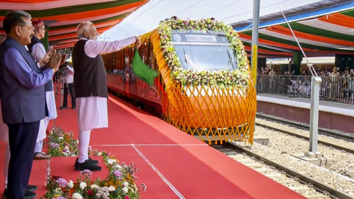 What will be the fare of Srinagar Katra Srinagar Vande Bharat Express