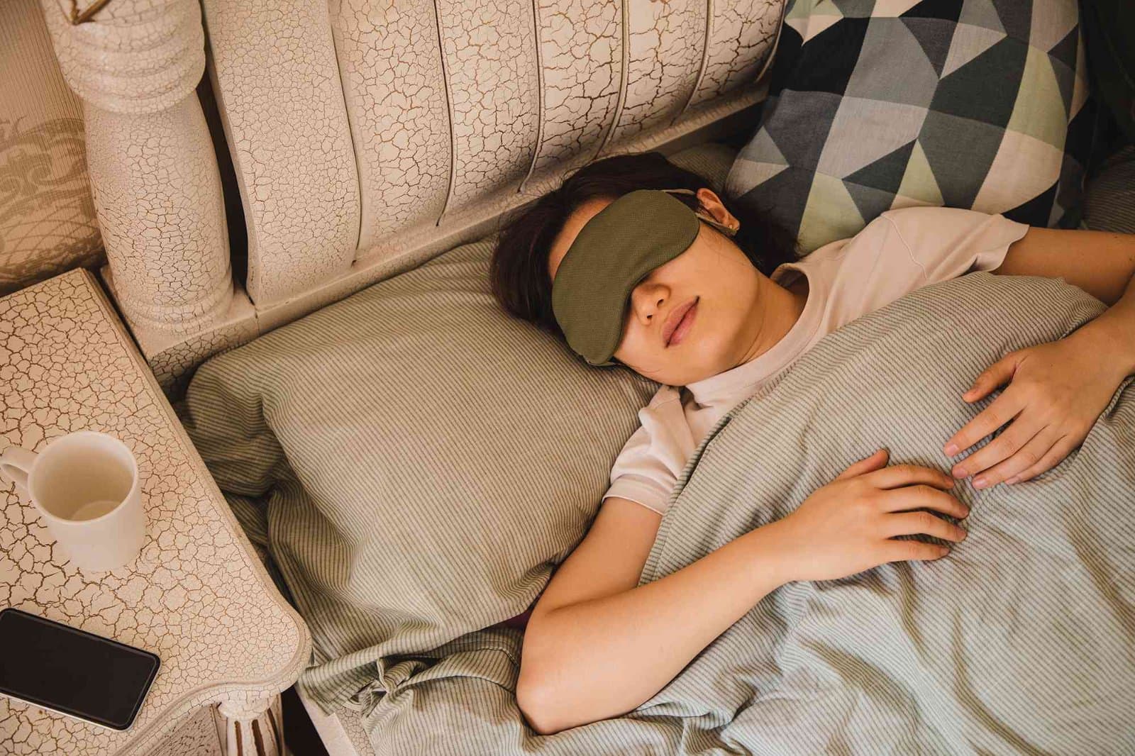 "Right to sleep" basic human requirement, rules Bombay HC to ED 