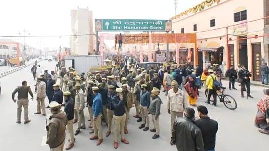 Ayodhya: অযোধ্যা মোড়া ১০ হাজার সিসিটিভিতে, মাথার ওপর ঘুরছে এআই চালিত ড্রোন
