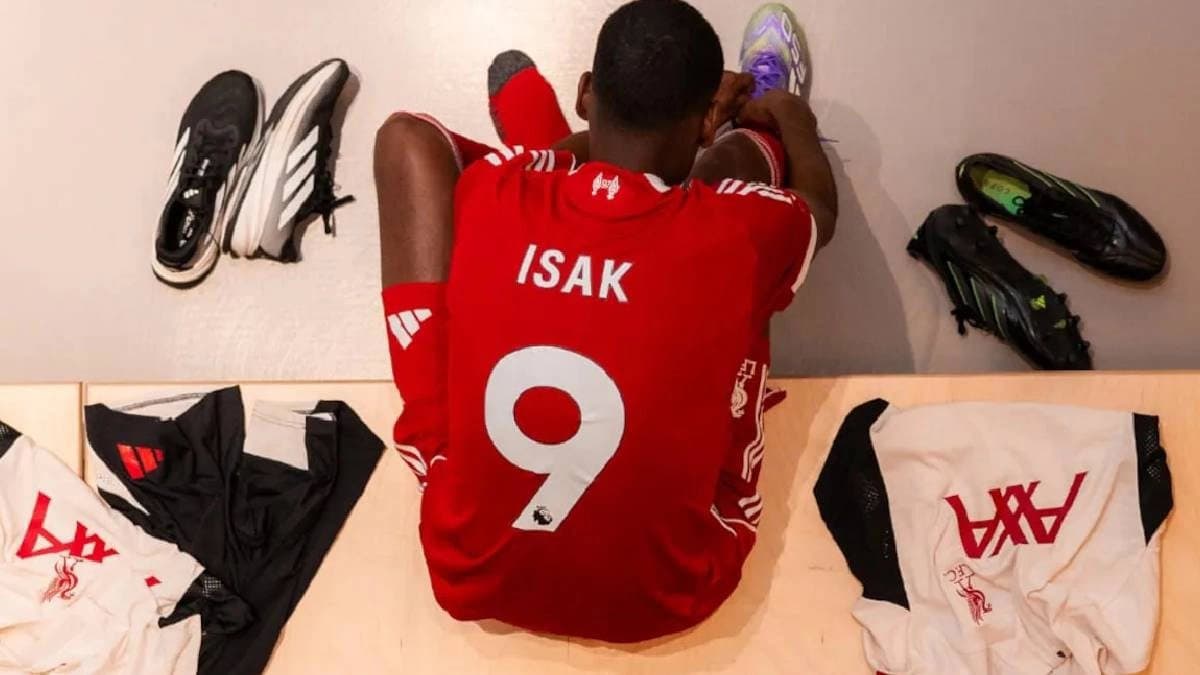 Liverpool Shatter All-Time British Record To Sign Sweden Striker