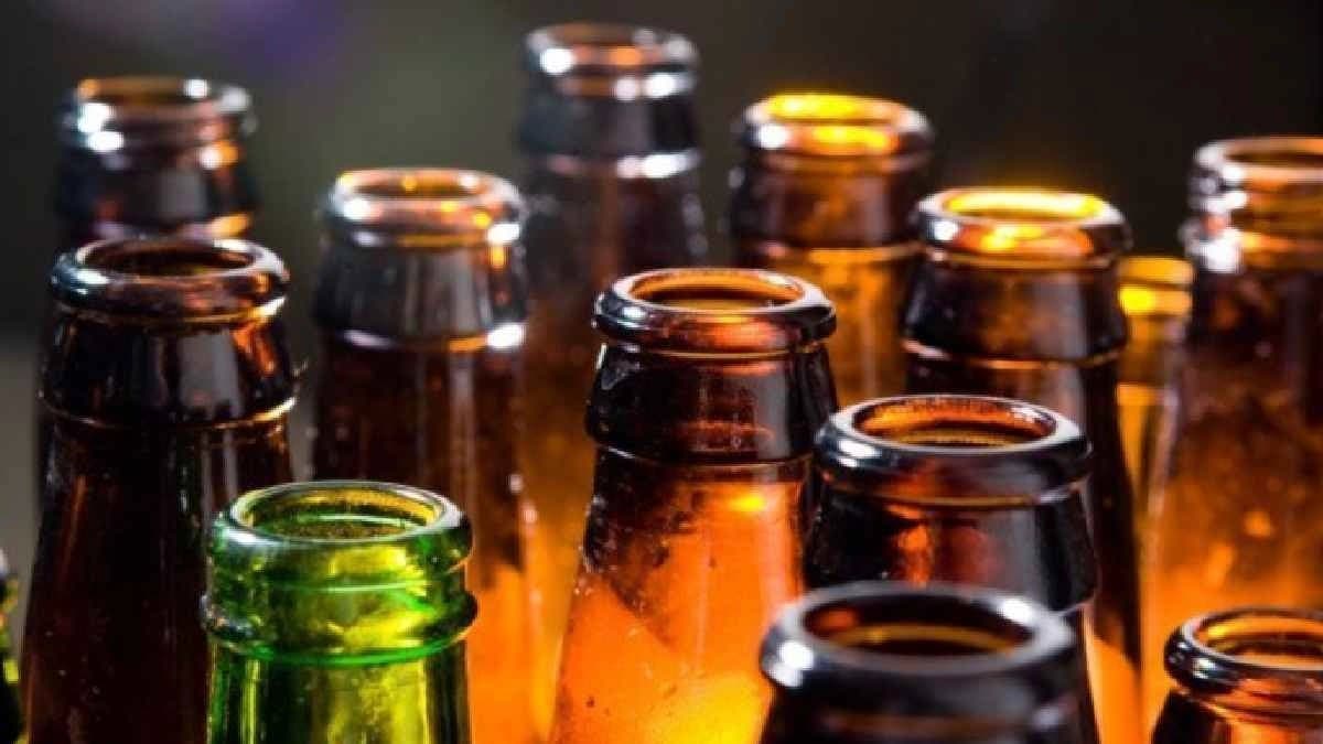 Liquor in Plastic bottle to cost more in Kerala 