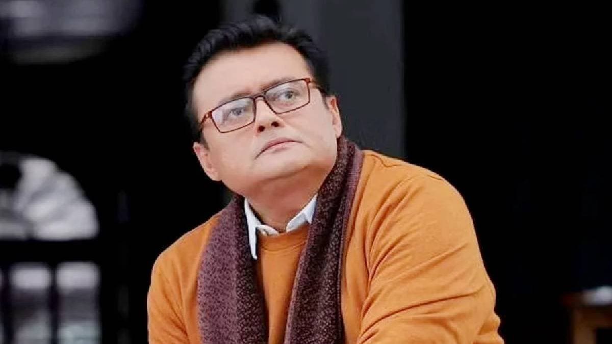 Popular bengali actor Saswata Chatterjee introduces her pet dog aka second daughter Brandy chatterjee for the first time ENT