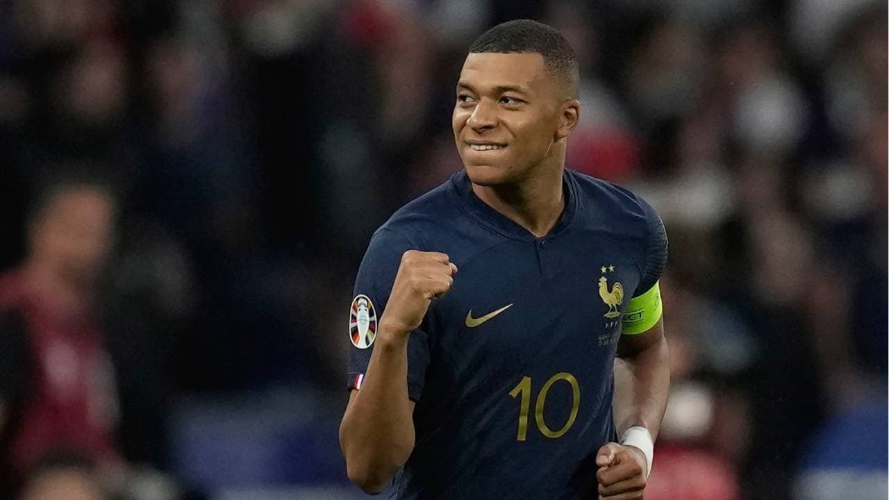 Kylian Mbappe scored 400 goals in professional career as france qualify for world cup 2026