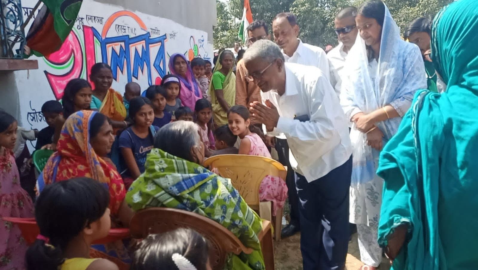 Vote : জঙ্গিপুরে তৃণমূল প্রাথী খলিলুর রহমান প্রচার শুরু করলেন 