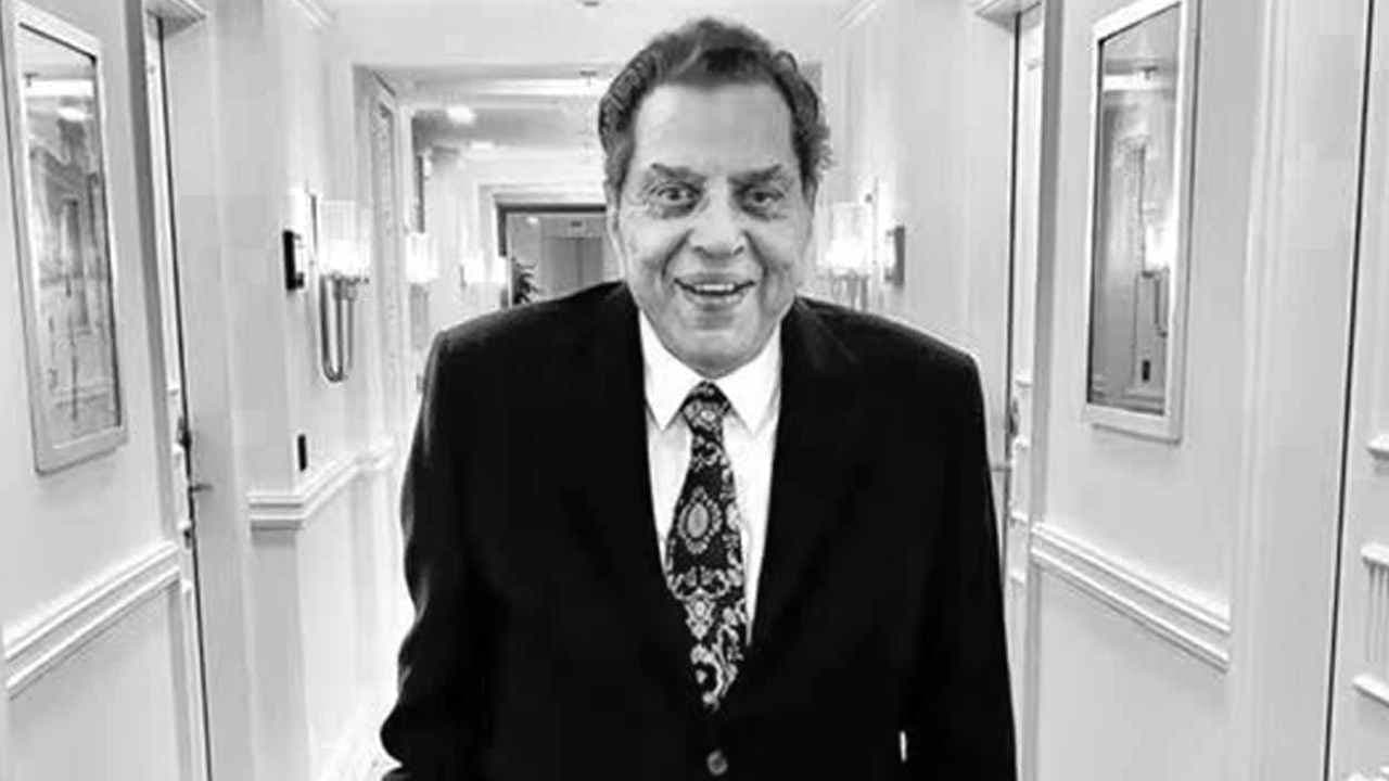 একটি যুগের অবসান, রইল নানা গল্প