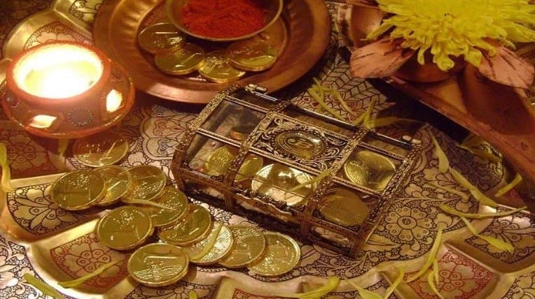 After 100 years rare yog in dhanteras 2024 3 zodiac signs will get wealth money soon lif