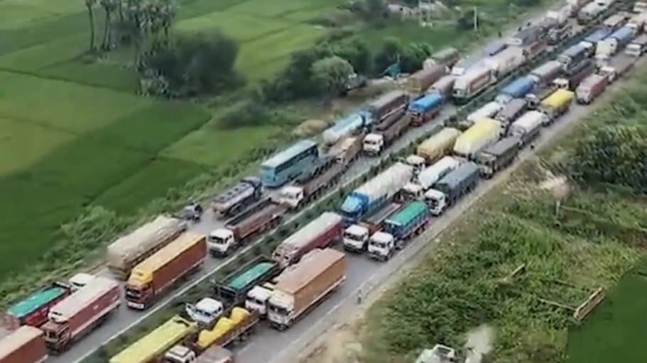 Massive Jam On Delhi-Kolkata Highway Vehicles Stuck For Four Days 