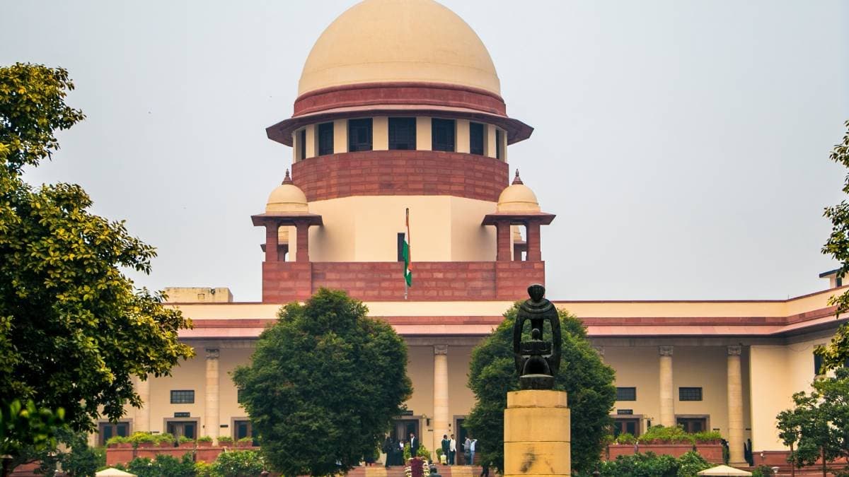 Top court advices HCs to modernize procedure to tackle lakhs of pending cases
