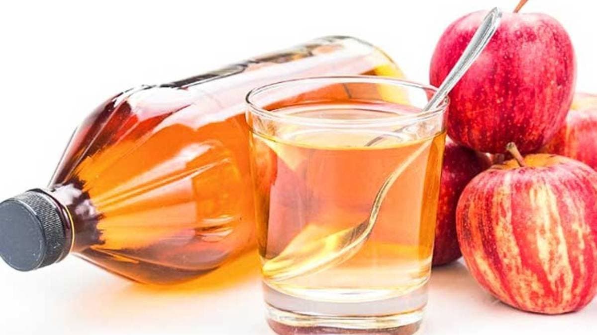 Apple cider vinegar control diabetes helps to lose weight and has beauty benefits also lif
