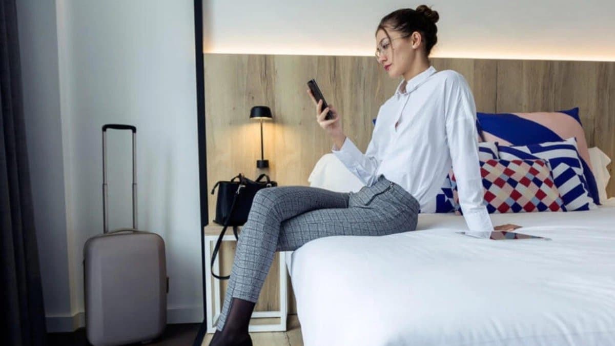 These safety tips you should follow in hotel while traveling 