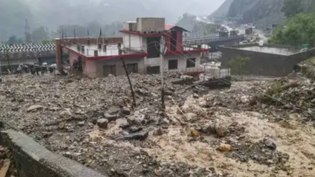 JK landslide lives lost schools shut down for today