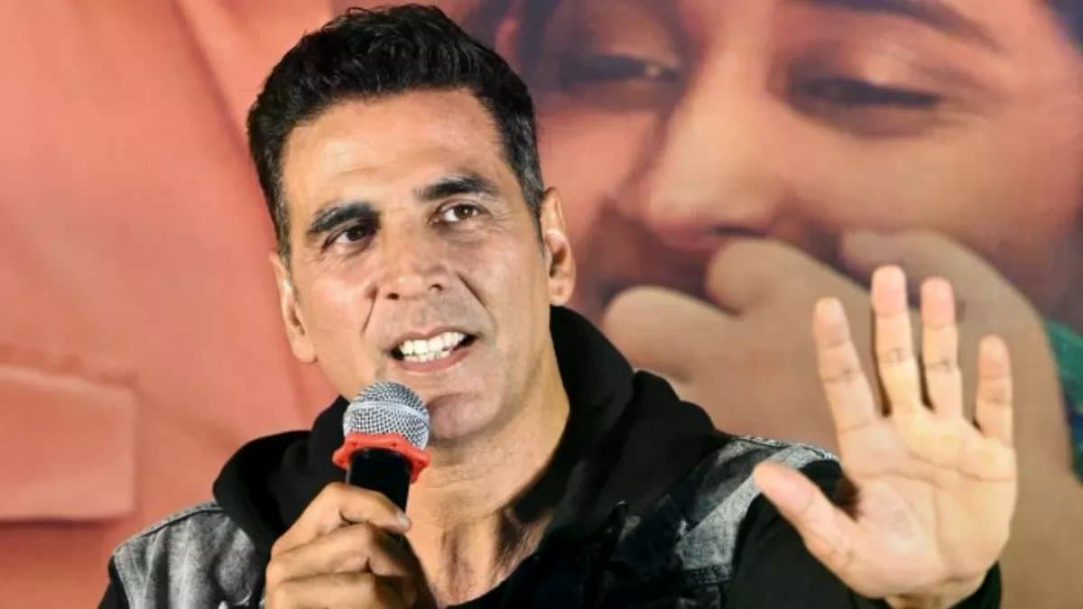 Akshay Kumar s Calls Out Pahalgam Attack Terrorists In His Fiery Speech Post Kesari 2 Screening