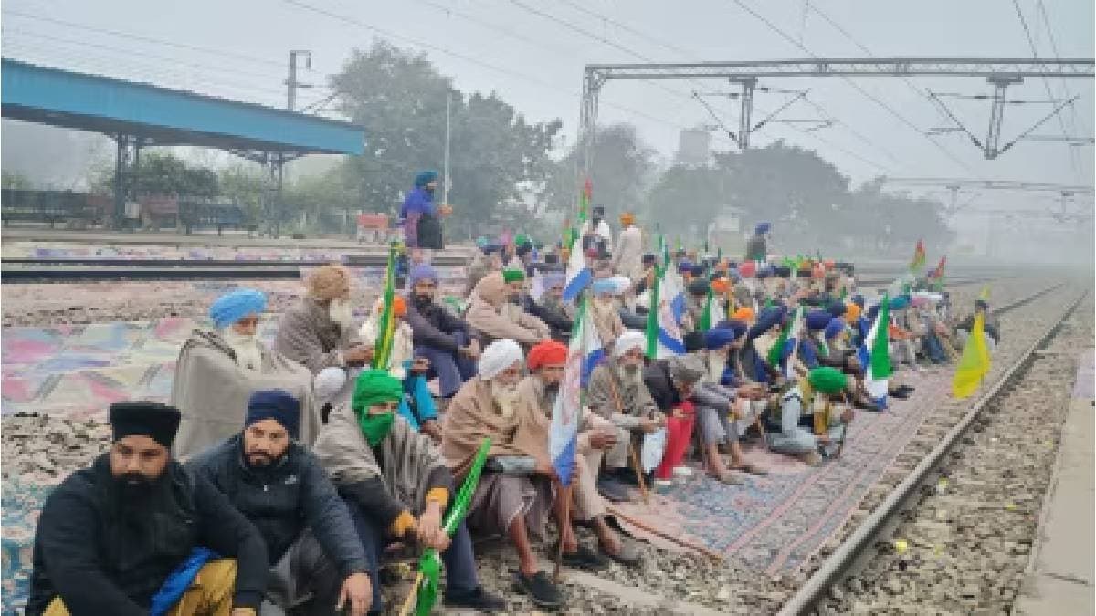 Farmers Block Roads At Many Places, Traffic Hit gnr