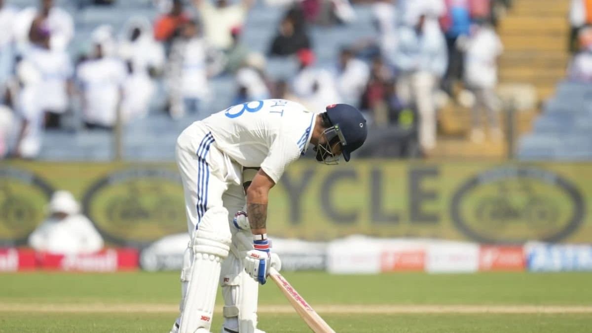  Virat Kohli smashes bat on Water box spt 