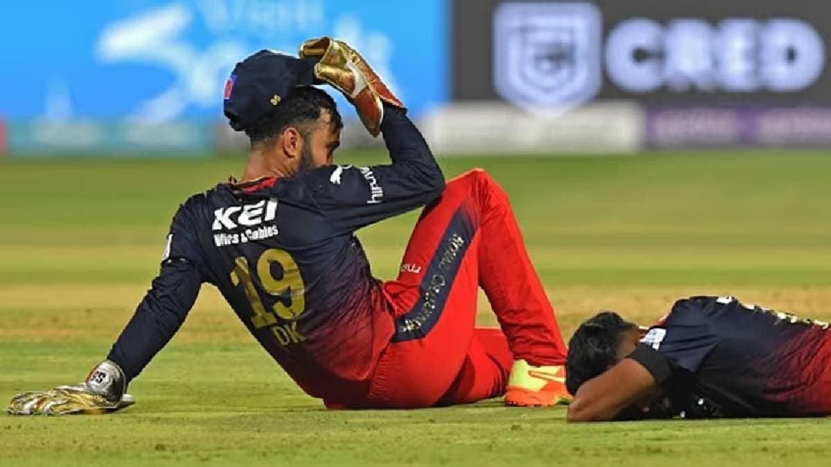 Dinesh Karthik sad to see Mohammed Siraj go but explains why RCB didn't use RTM for him spt