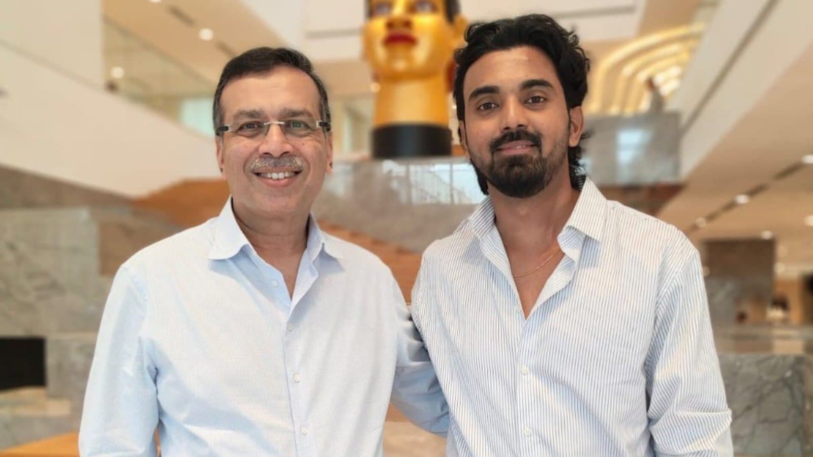 KL Rahul in kolkata, meets Sanjeev Goenka at his office spt 
