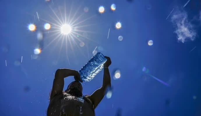 HEATWAVE: কর্ণাটক, ওড়িশা, পশ্চিমবঙ্গ সহ আরও বেশ কয়েকটি রাজ্যে তীব্র তাপপ্রবাহের সতর্কতা জারি