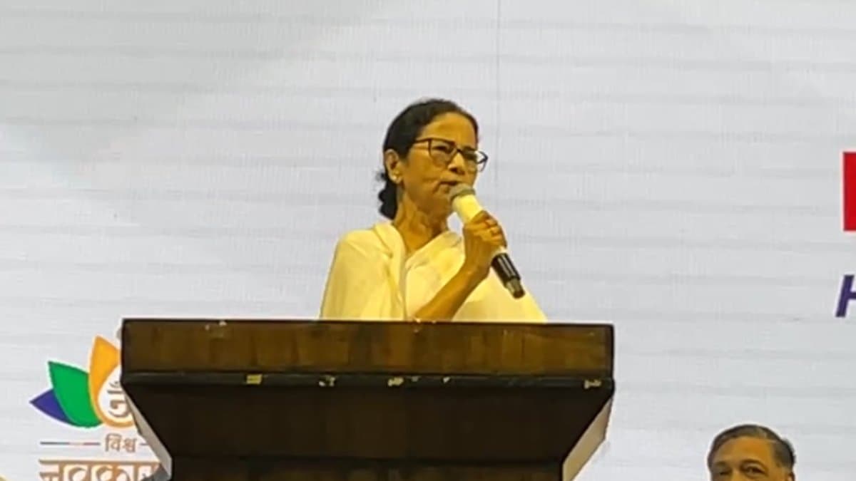 Mamata Banerjee announces public holiday on 10 April to celebrate Mahavir Jayanti