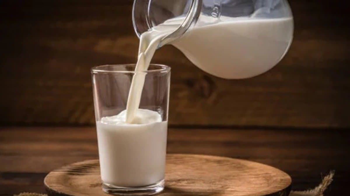 These easy tips help to identify adulterated milk