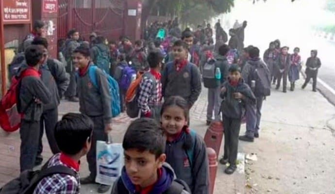 Cold Wave: প্রবল শৈত্যপ্রবাহ, উত্তর ভারতে একাধিক রাজ্যের স্কুলে শীতকালীন ছুটি ঘোষণা 