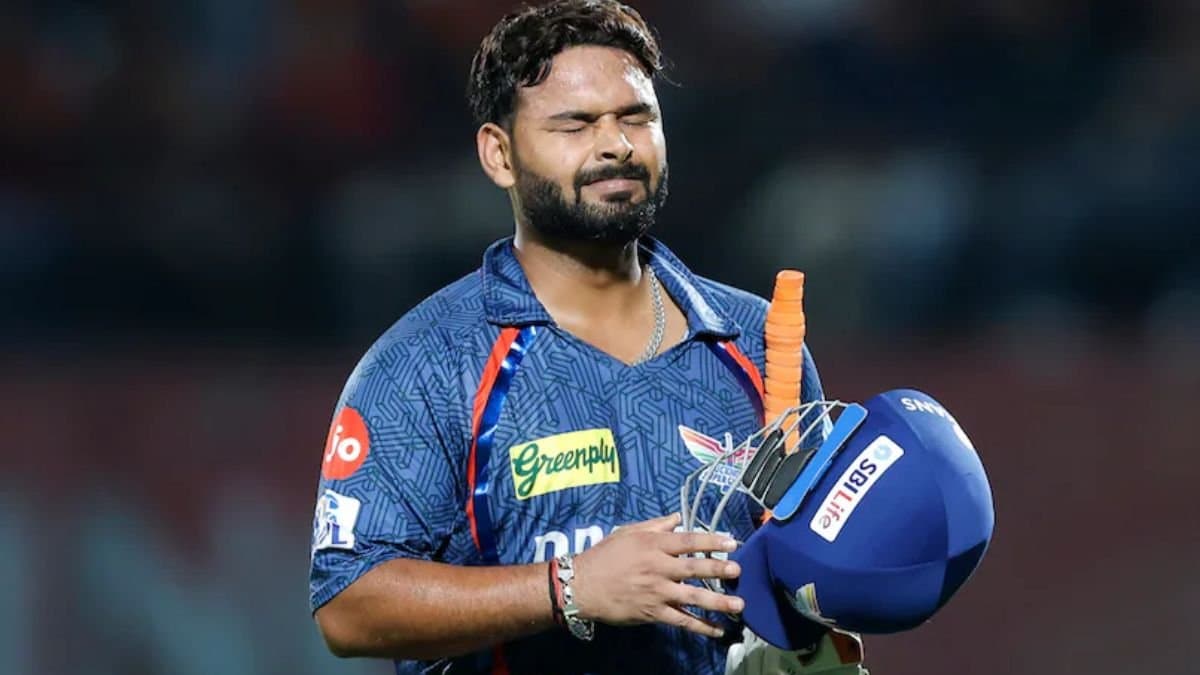 IPL 2025:  Virender Sehwag suggested LSG wicketkeeper batter Rishabh Pant to ring up MS Dhoni to recover from his poor form spt