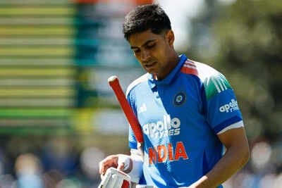 Former India cricketer issues strong warning to Shubman Gill ahead of Australia series