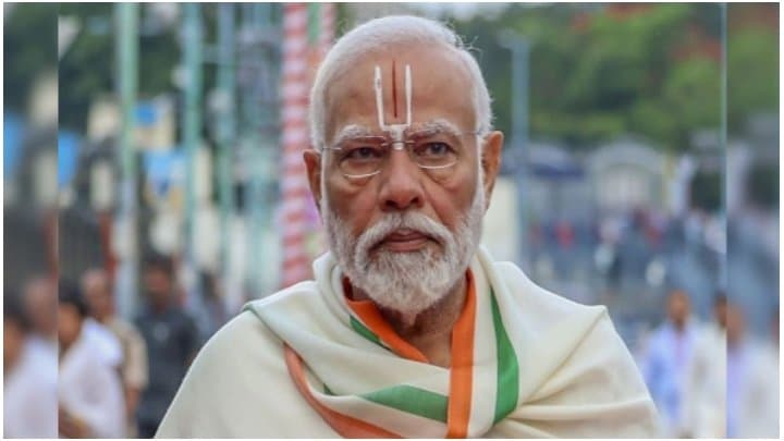 Narendra Modi: ‌মোদির সভার জন্য নদিয়া জেলা জুড়ে তুলে নেওয়া হয়েছে অধিকাংশ বাস, সমস্যায় যাত্রীরা