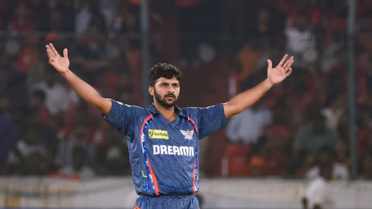 Shardul Thakur has been traded to Mumbai Indians from LSG for 2 Crore