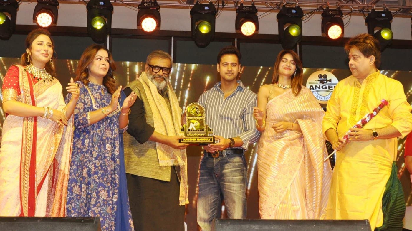 banglar jatiyo gorbo season two awarding the national award winners