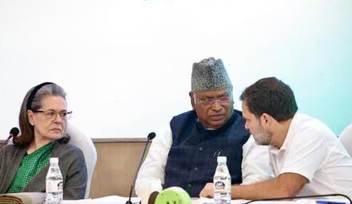 Congress: ইশতিহার প্রকাশের আগে বৈঠকে বসছে কংগ্রেস 