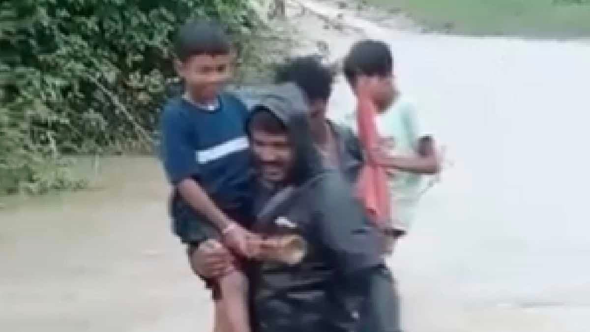 Telangana: নদীর জল বেড়ে বিপত্তি, আটকে বহু পড়ুয়া, শেষমেশ কী করলেন শিক্ষক? 