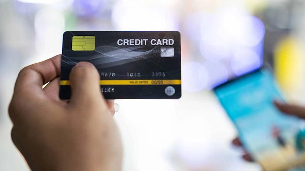 Can you own a credit card without a bank account 