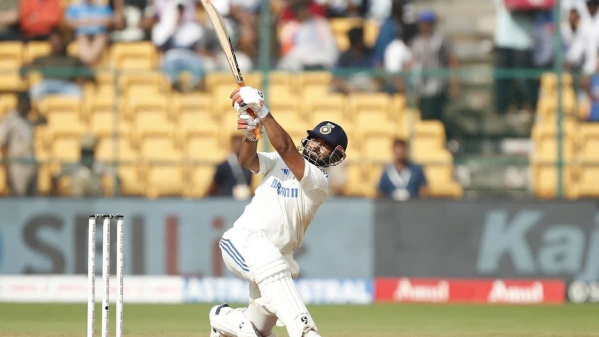 Rishabh Pant joins rare list of Keeper Batters to be dismissed on 99 spt 