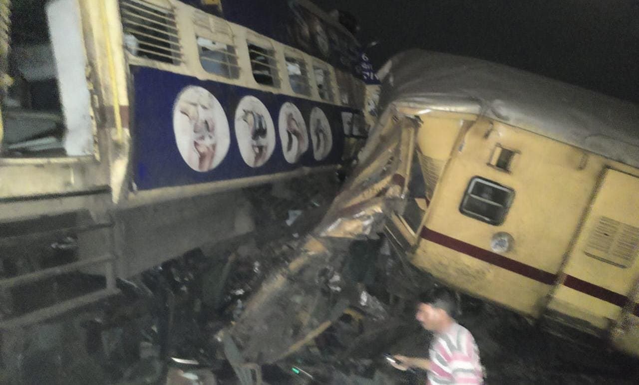Train Accident: আর্থিক সাহায্য ঘোষণা প্রধানমন্ত্রীর, রেলকে প্রশ্ন মমতার