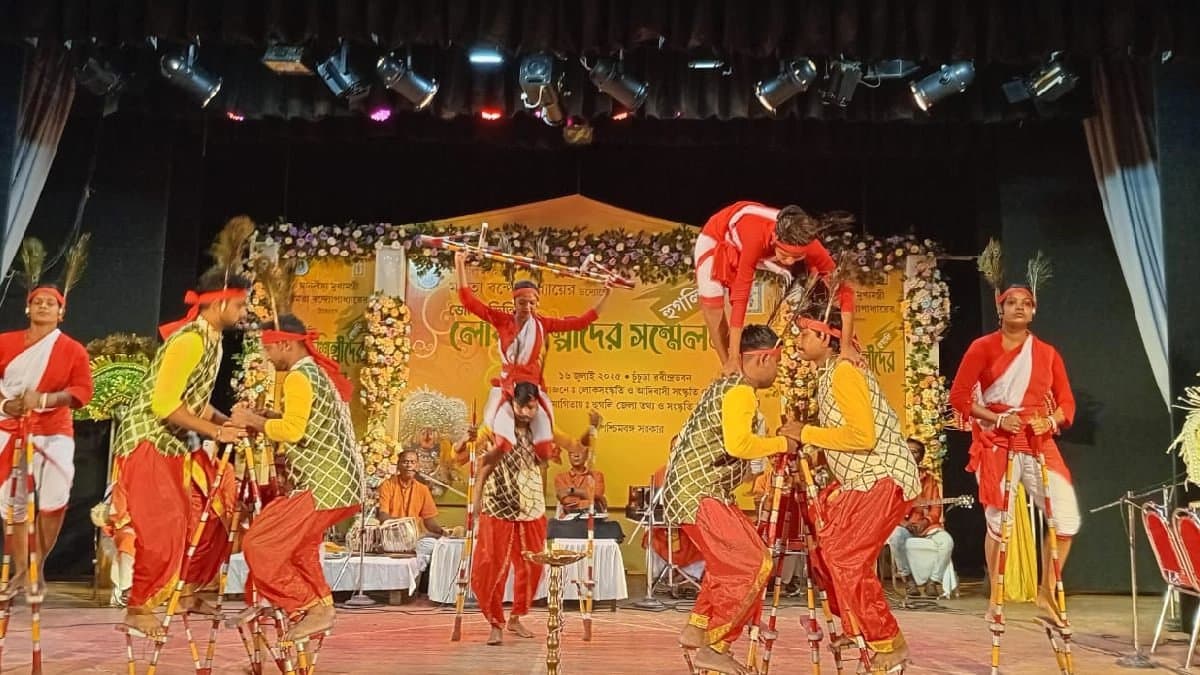 Purulia Folk Artists meet at Chinsurah