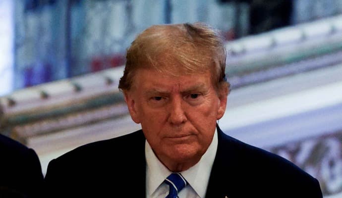 Donald Trump: ঘুষ মামলায় ট্রাম্পের বিচার শুরু ১৫ এপ্রিল