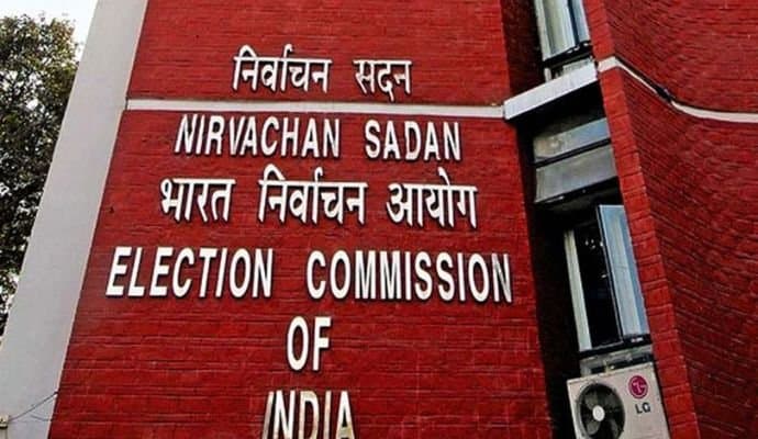 EC: শেষ দফা নির্বাচনের আগে ফের রদবদল