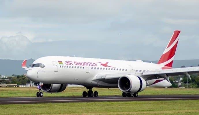 Mumbai-Mauritius flight:‌ যান্ত্রিক ত্রুটির জের, বিমানে পাঁচ ঘণ্টা আটকে যাত্রীরা, অসুস্থ হলেন অনেকেই 