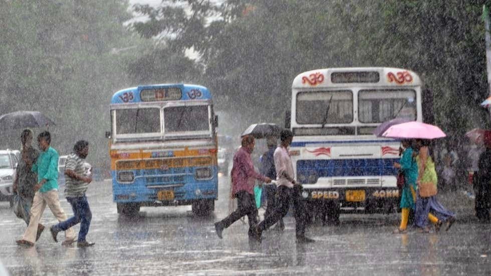 IMD Weather Update Rainfall Forecast in West Bengal during Durga Puja gnr